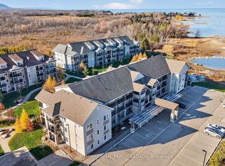 4 Cove Ct #307, Collingwood, ON L9Y0Y6