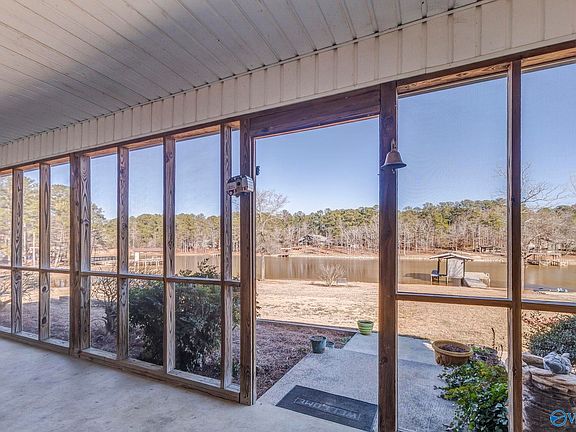 3rd image of 768 County Road 711