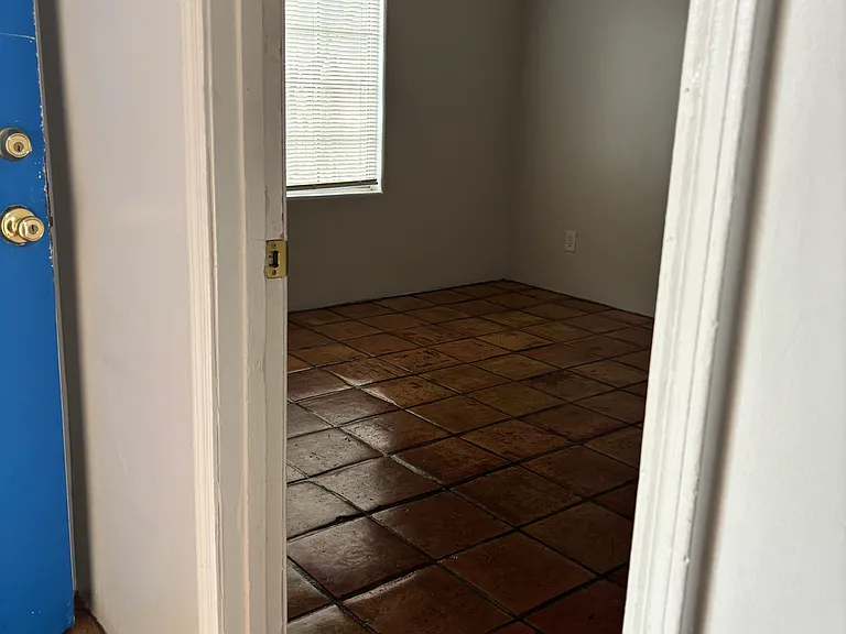 5760 E 23rd St #B — Photo 7