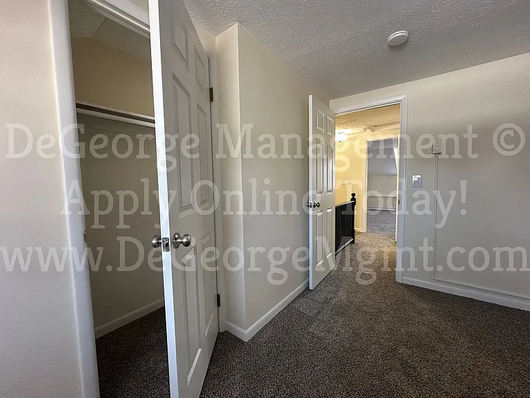 305 1/2 Madison St — Photo 39