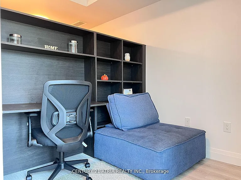 652 Princess St #411 — Photo 11
