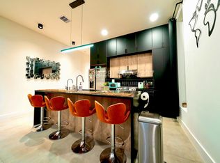2205 Staples St #B, Houston, TX 77026