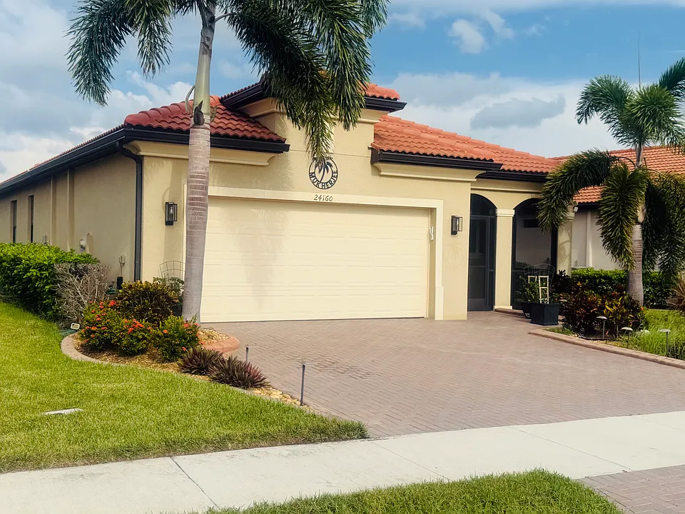 24160 Spartina Dr