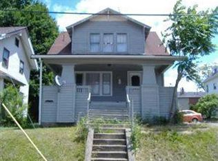 52 5th Ave, Sharon, PA 16146