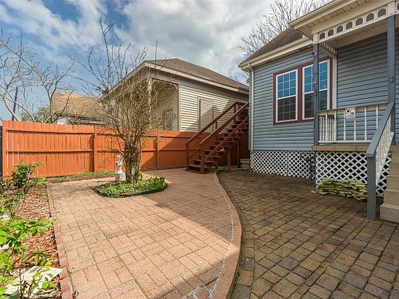 3rd image of 4009 Avenue O