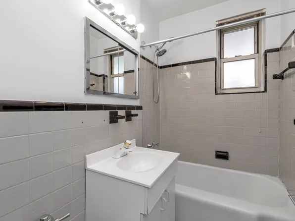 68-61 Yellowston Boulevard image 13 of 16