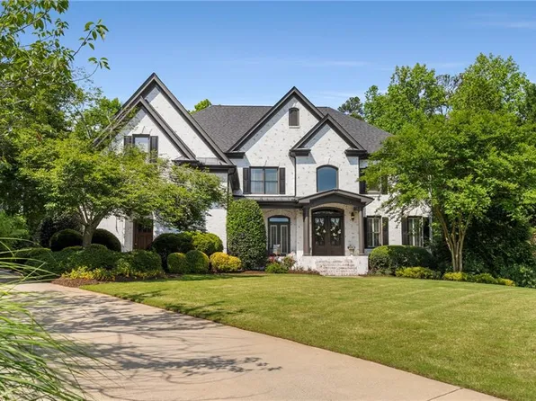 12815 Oak Falls Dr, Alpharetta, GA 30009