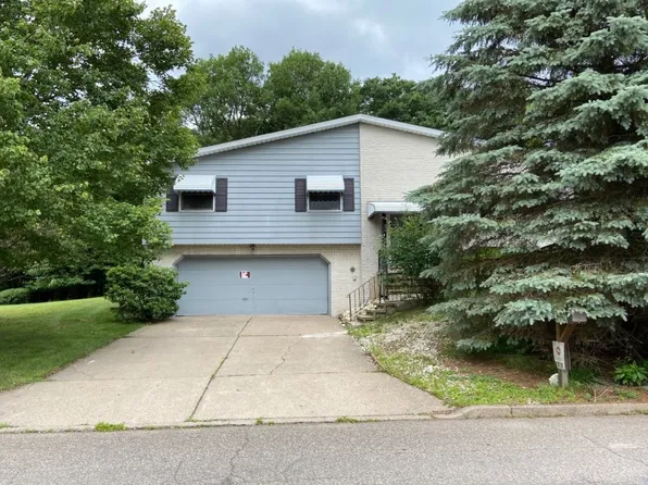 1513 Terrace Blvd, Hazleton, PA 18201