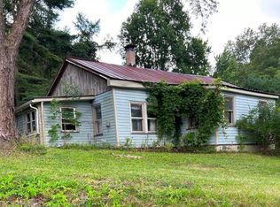 16 Cobham Hill Rd, Tidioute, PA 16351