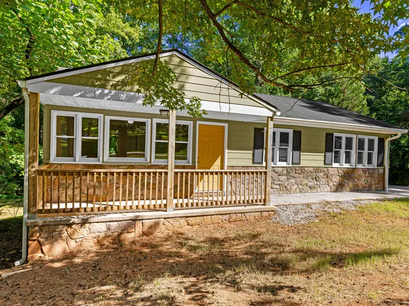 407 Veterans Dr, Danielsville, GA 30633