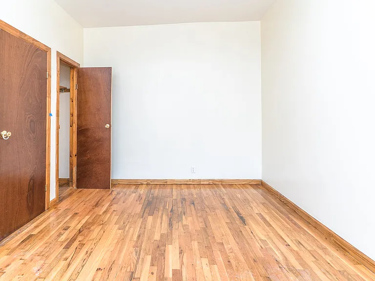650 Crown St #3C — Photo 6