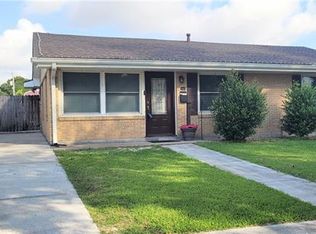 1112 Richmond Dr, Metairie, LA 70003