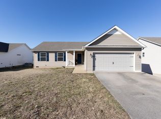 1828 Elizabeth Ln, Columbia, TN 38401