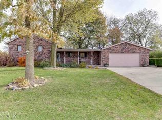 20445 N 2050 East Rd, Towanda, IL 61776