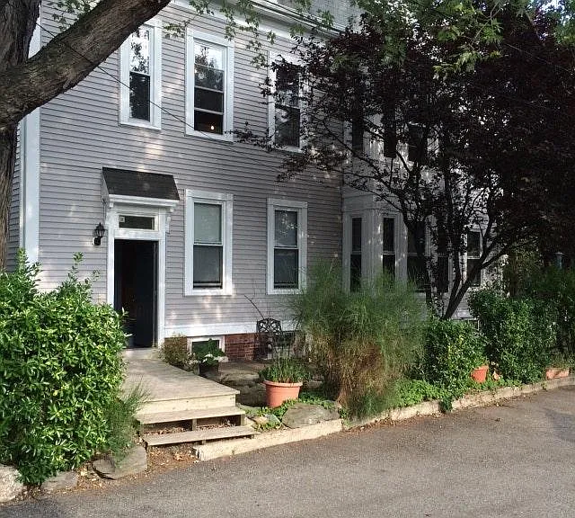433 W Fountain St #1 — Photo 2