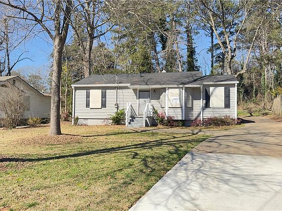 2nd image of 4262 Lindsey Dr