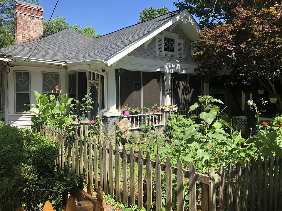 The Garden District
