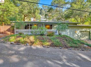 1144 Glencourt Dr, Oakland, CA 94611