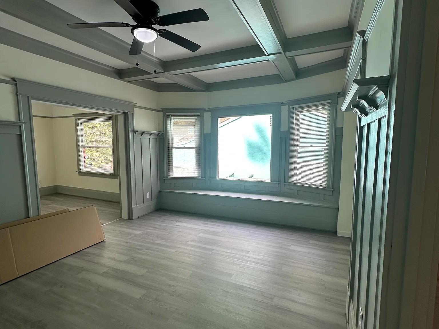 3 bed, 1300 sqft, $3,000 — Photo 1
