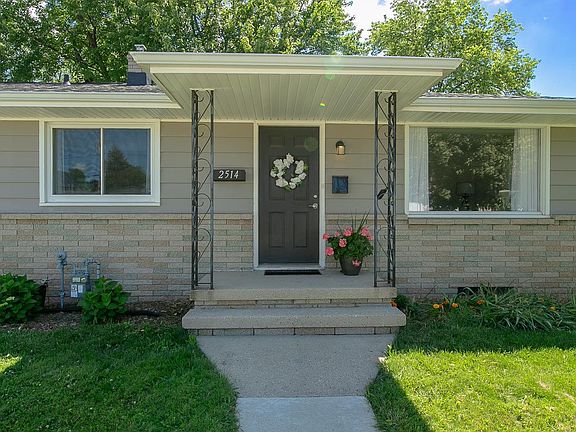 3rd image of 2514 N Owaissa St