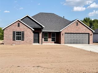 9945 N Osage Dr, Sperry, OK 74073