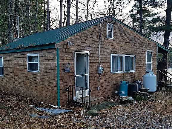 4th image of 140 Hogan Pond Ln