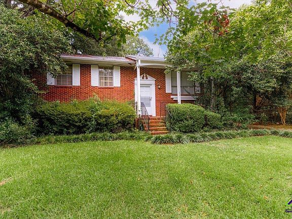 2nd image of 418 Alabama Ave