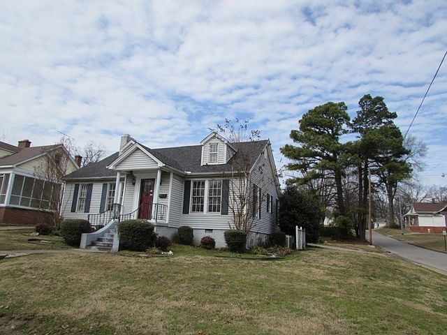1st image of 402 Tucker St