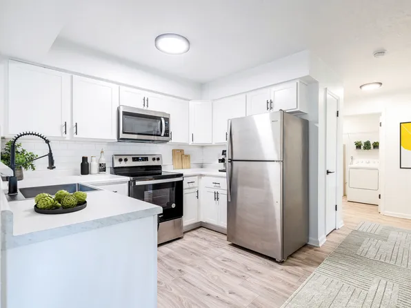 North Hill Apartments