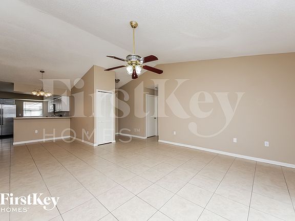3rd image of 143 Dorchester Ct