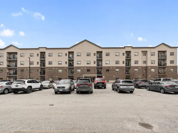 8475 Wyandotte St E #111, Windsor, ON N8S 0A4