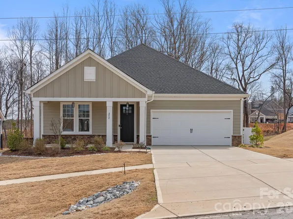 252 Hamrick Rd, Cramerton, NC 28032