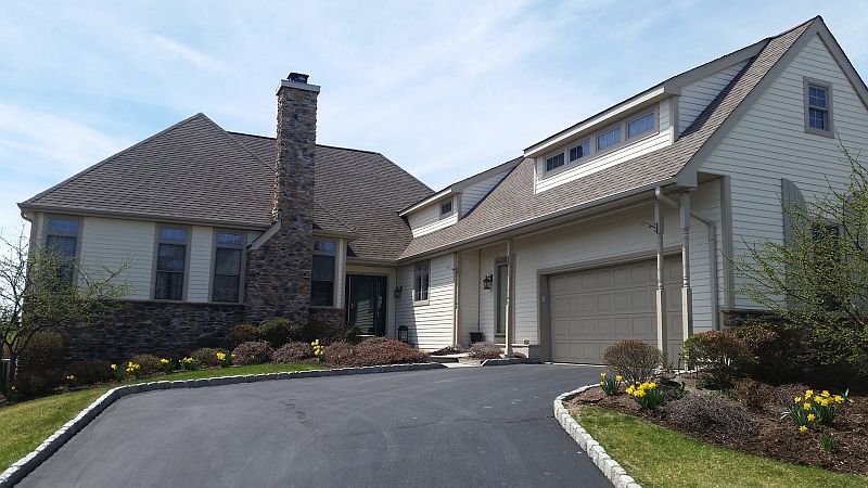 1st image of 28 Troon Dr