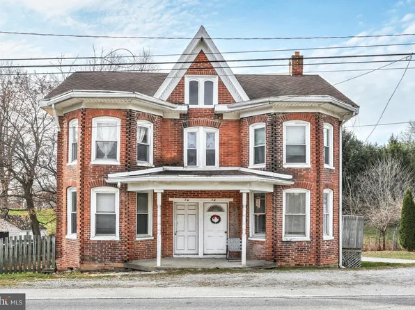 70-72 N Penn St, Windsor, PA 17366