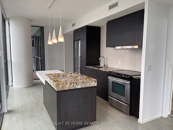 4th image of 101 Charles St E #3010