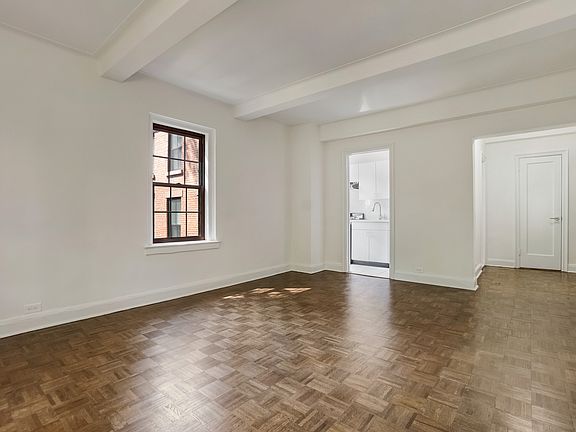 3rd image of 80 Cranberry St #3M