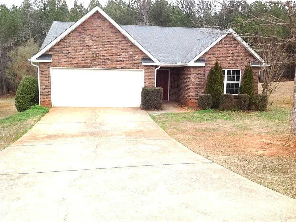 131 Sanders Walk