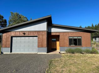 8 Tomahawk Rd, White Salmon, WA 98672