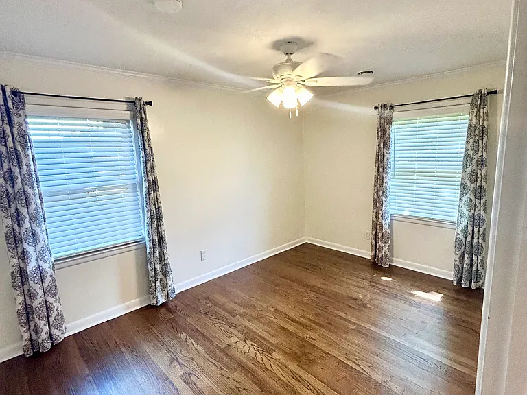 1121 Glenwood Dr — Photo 10