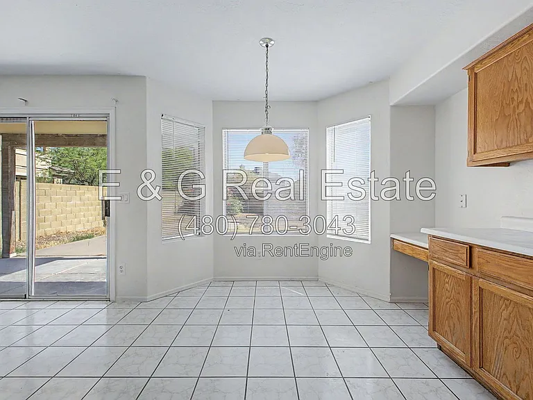3121 E Wagoner Rd — Photo 10