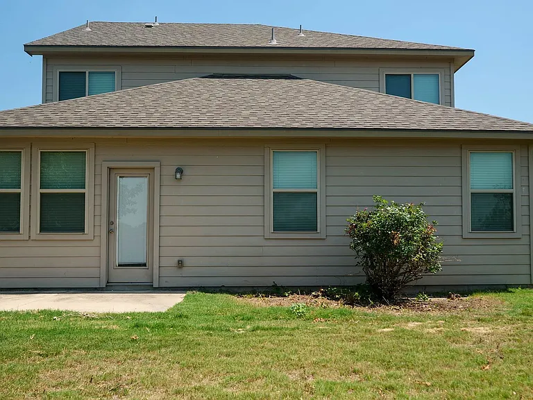 17208 Bridgefarmer Blvd — Photo 31