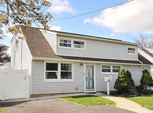 444 Remsen Ave, Avenel, NJ 07001