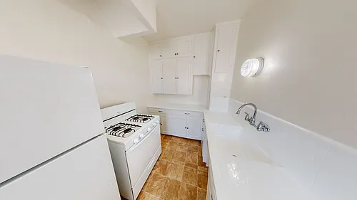 Single classic charm with a homey feel in South Pasadena! Photo 1