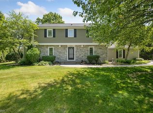 521 Bounty Rd, Aurora, OH 44202