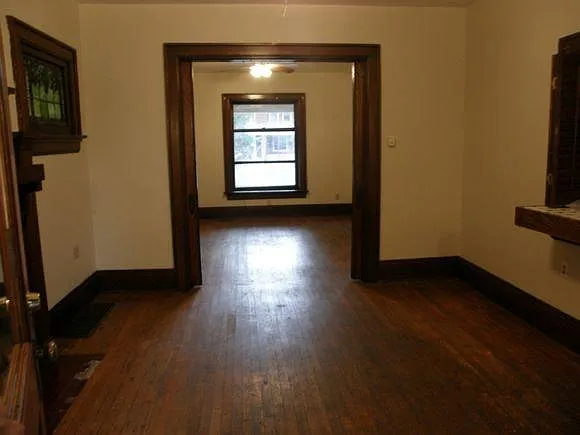 182 E Lane Ave — Photo 5