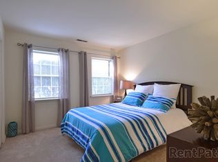 824 S Schumaker Dr APT 204, Salisbury, MD 21804