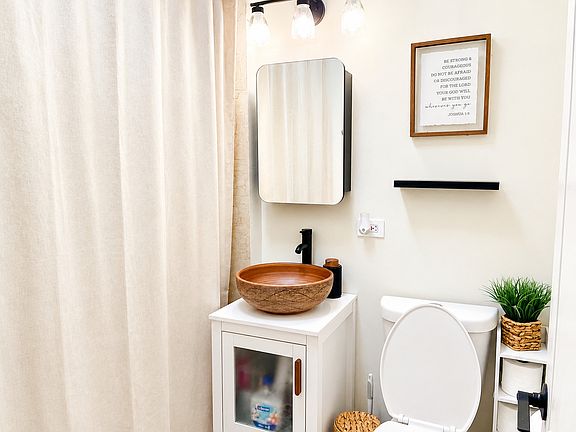 5th image of 4517 N Central Park Ave APT 1E