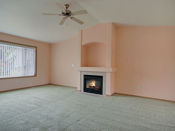 5th image of 10311 249th Street Ct E