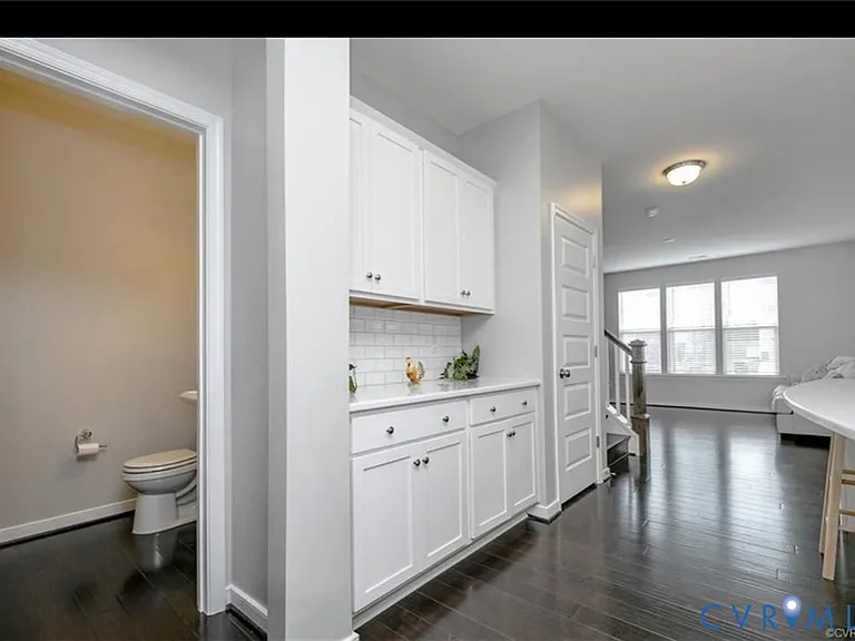 3011 Farmstead Mill Dr — Photo 8