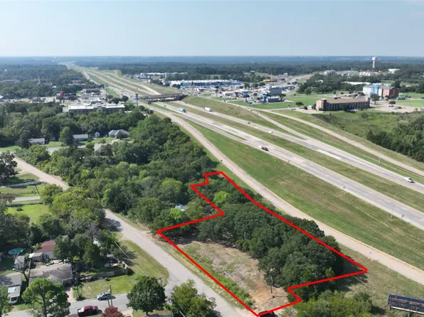 3130 W Morton St, Denison, TX 75020